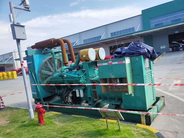 中交二航局200KW和300KW發(fā)電機(jī)臨時(shí)租用